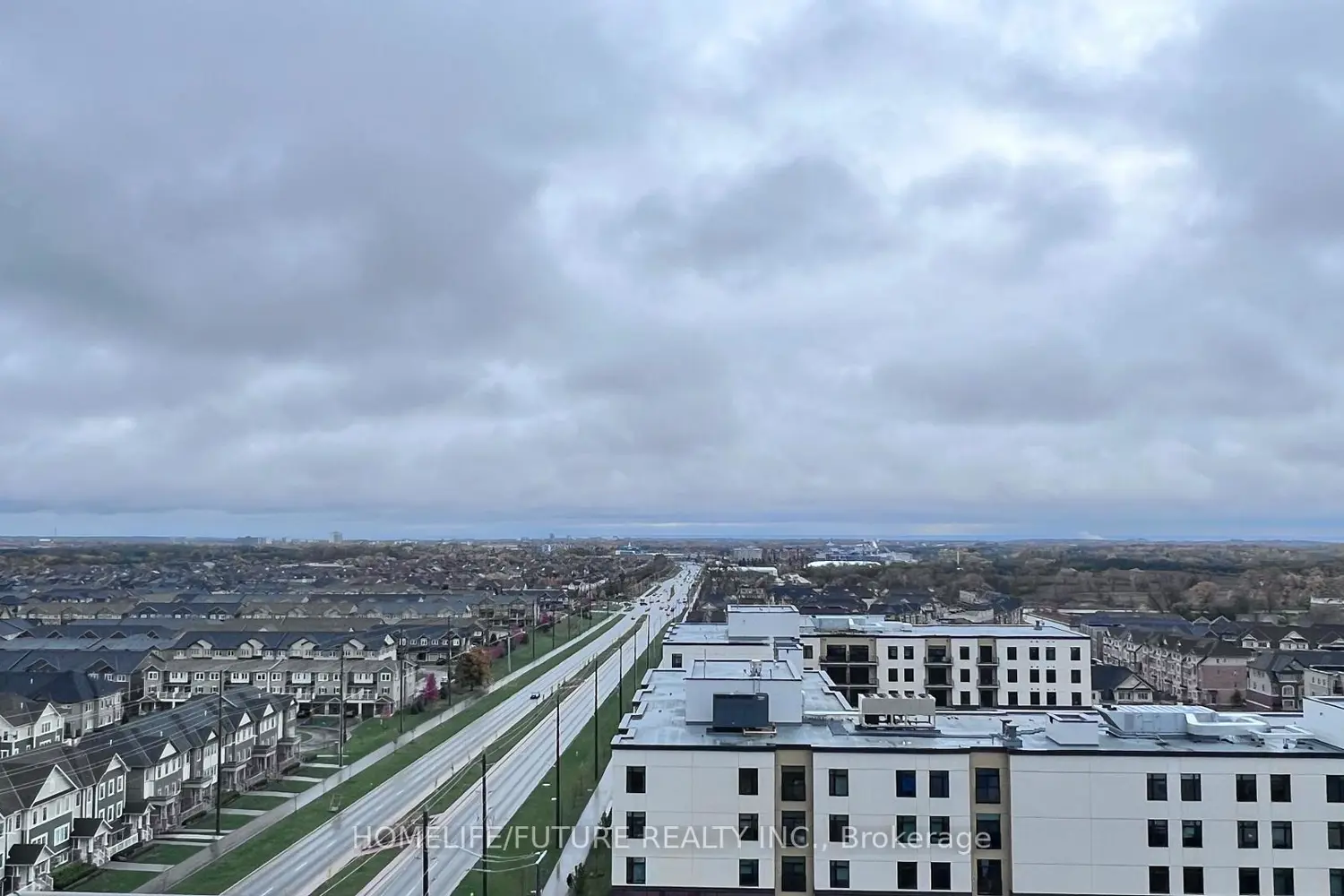 Additional image 18 of 2550 Simcoe Street 1116