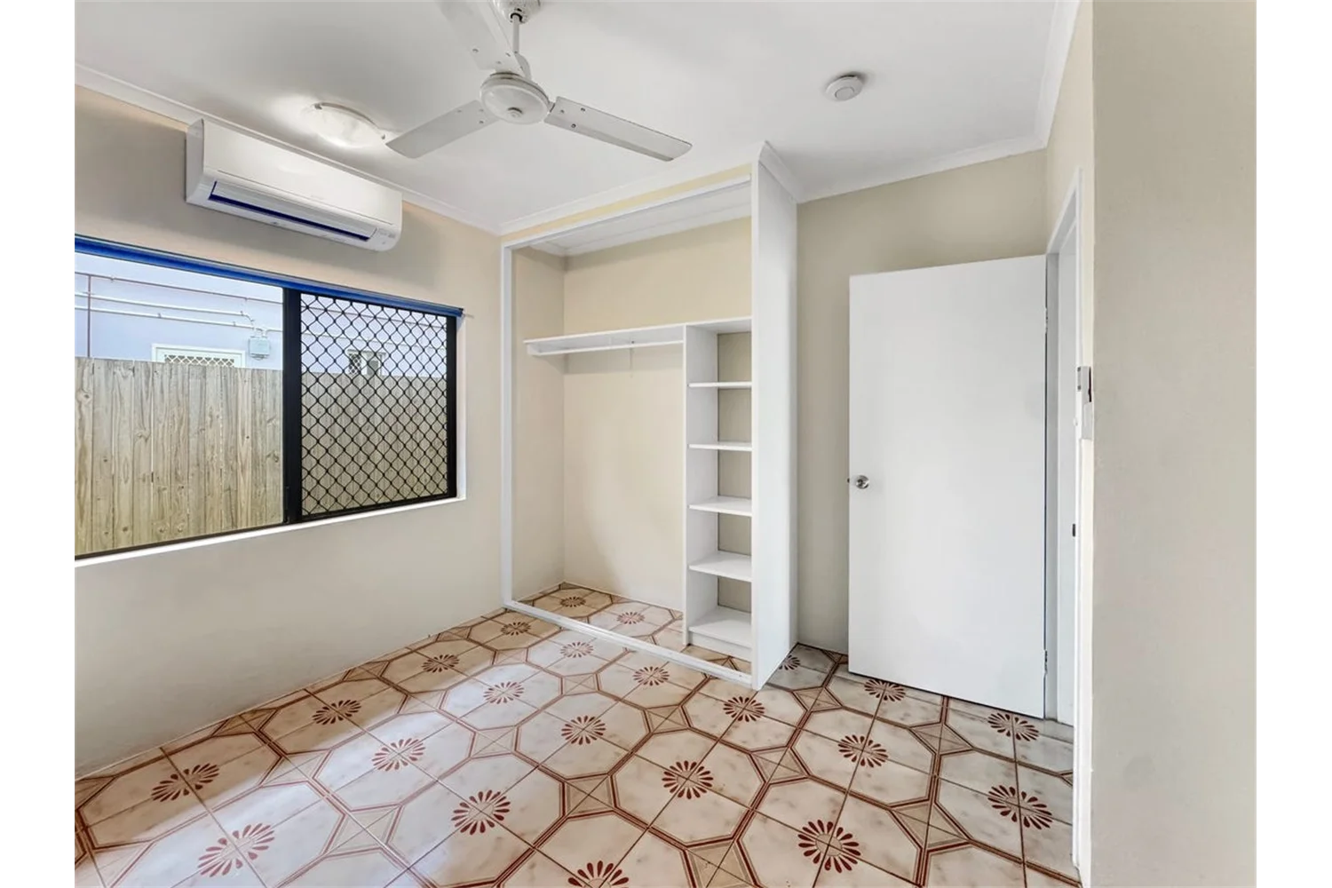 Additional image 3 of Bungalow QLD 4870