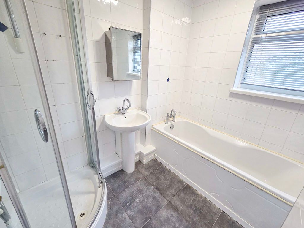 Additional image 5 of 3 bed terraced house to rentBroomfield Street, Caerphilly CF83