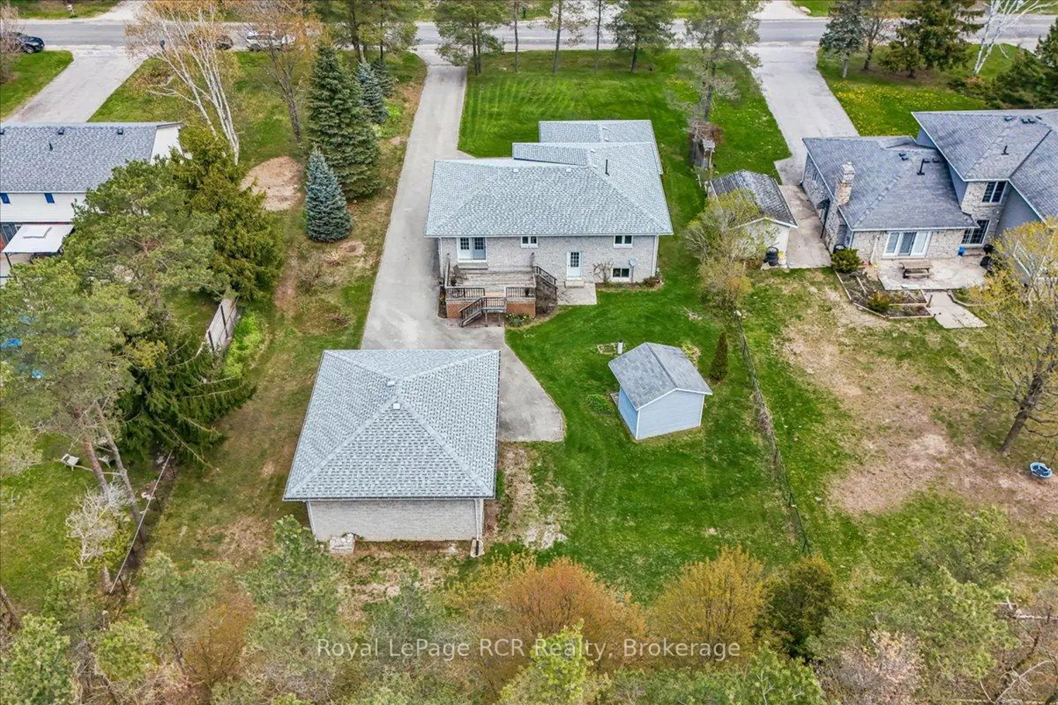 Additional image 18 of 30 Pine Tree Drive
