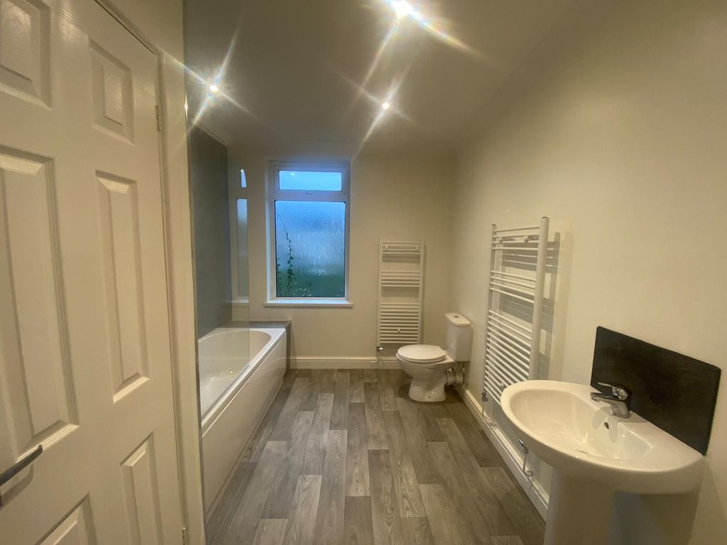 Additional image 5 of 4 bed semi-detached house to rentBridge Street, Maesteg CF34