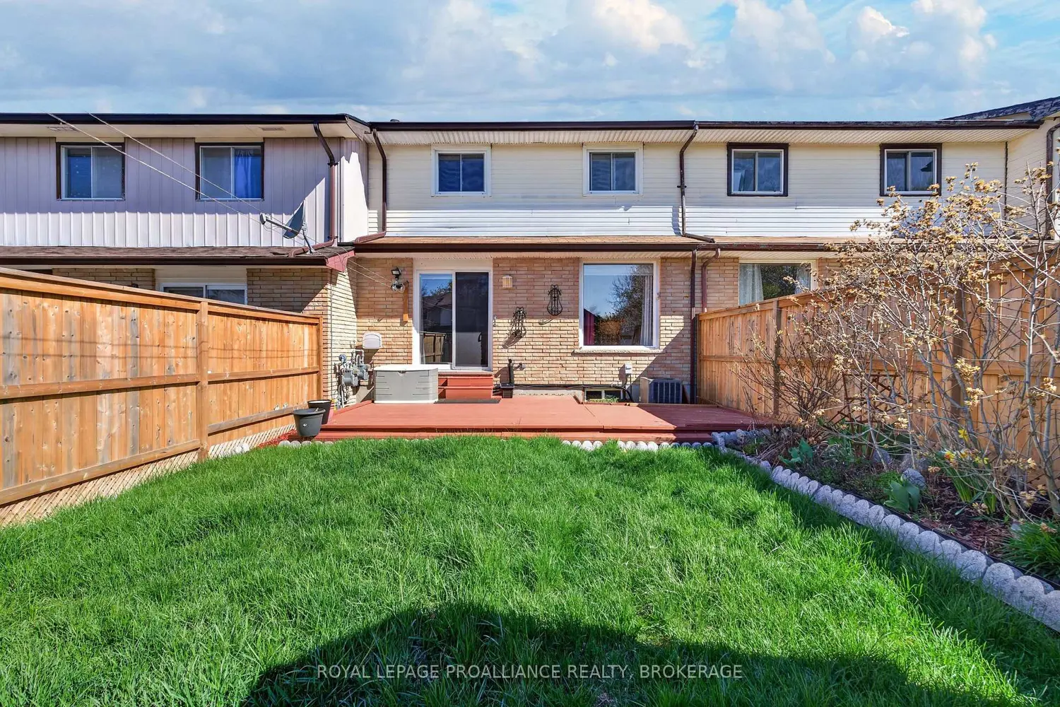 Additional image 8 of 75 Windfield Crescent