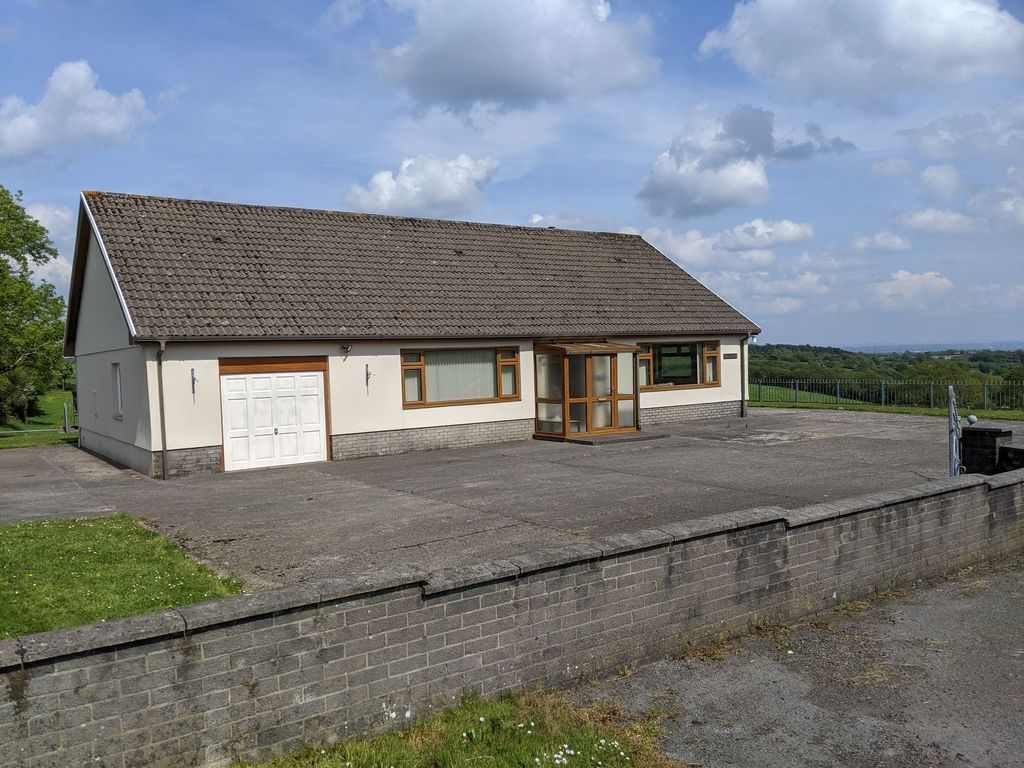Additional image 2 of 2 bed detached bungalow to rentTrimsaran Road, Llanelli SA15