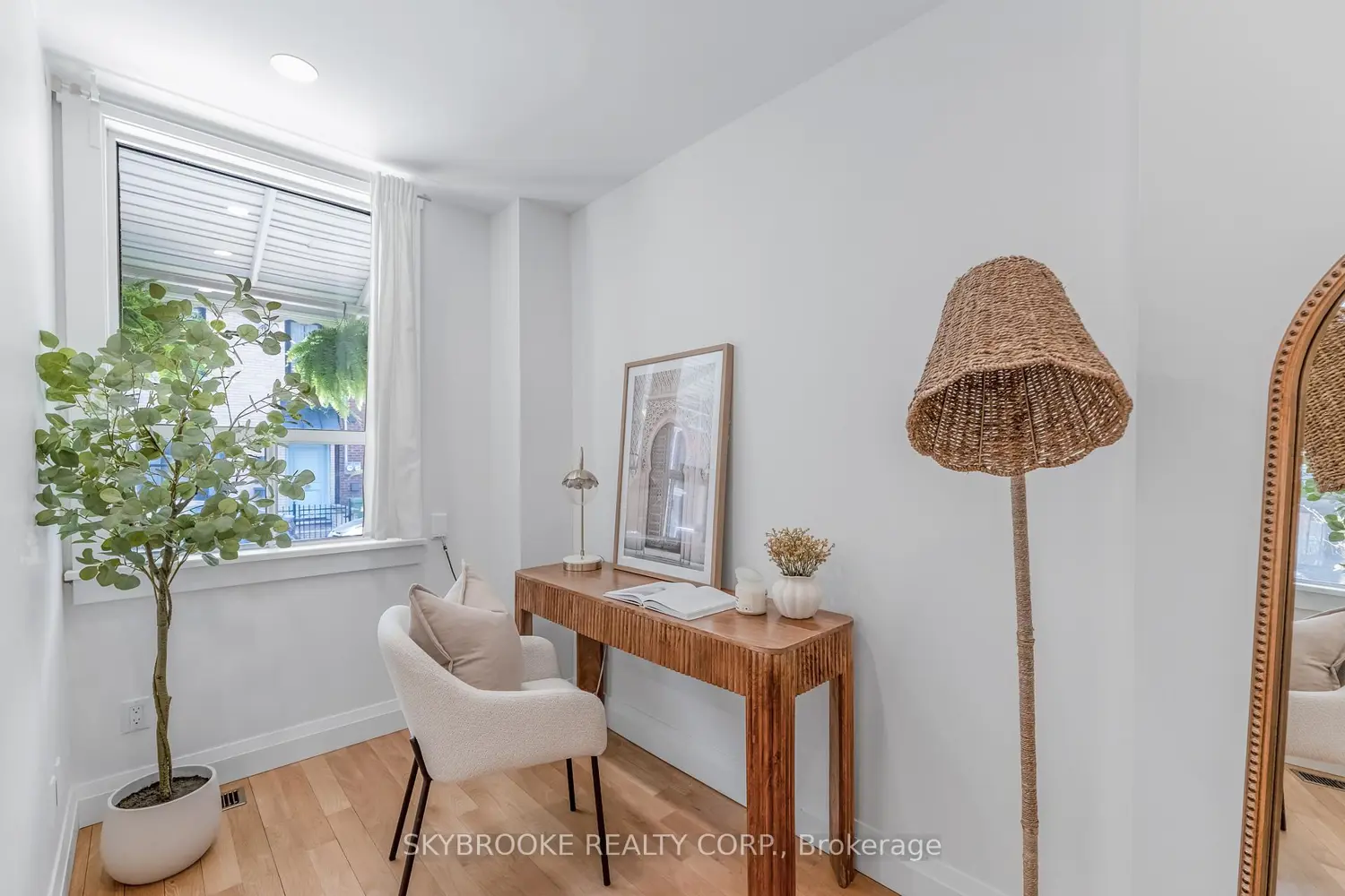 14 Whitaker Avenue photo 3