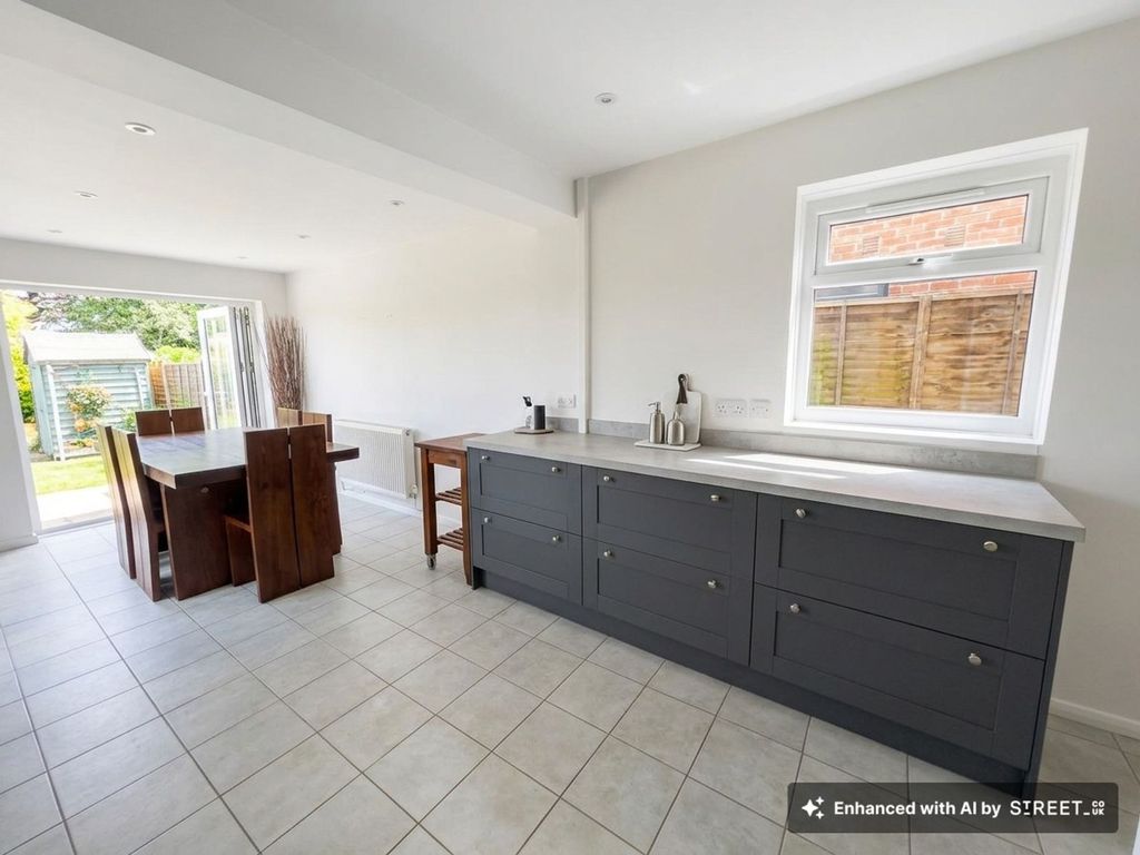 Additional image 3 of 4 bed detached house to rentCastle Meadows, Coity CF35