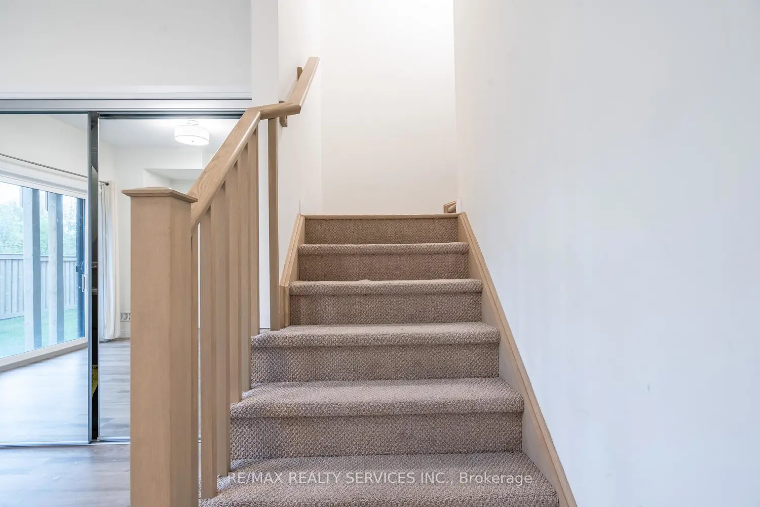 Additional image 12 of 270 Melvin Avenue 12