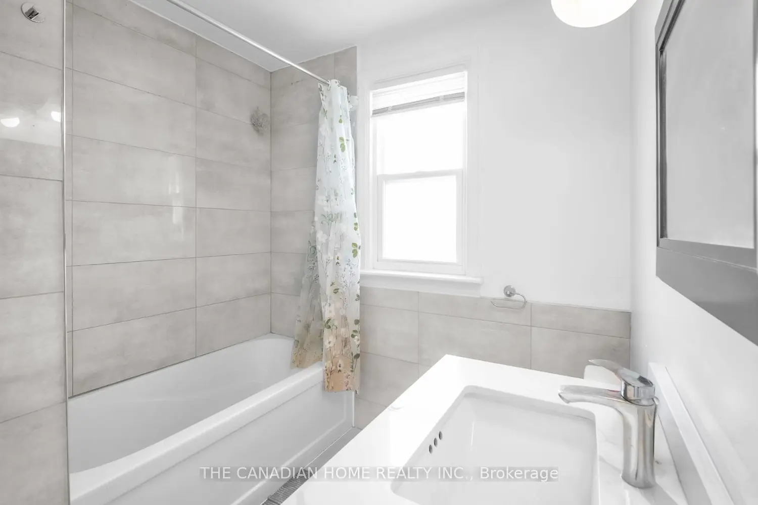 Additional image 11 of 87 West 5Th Street