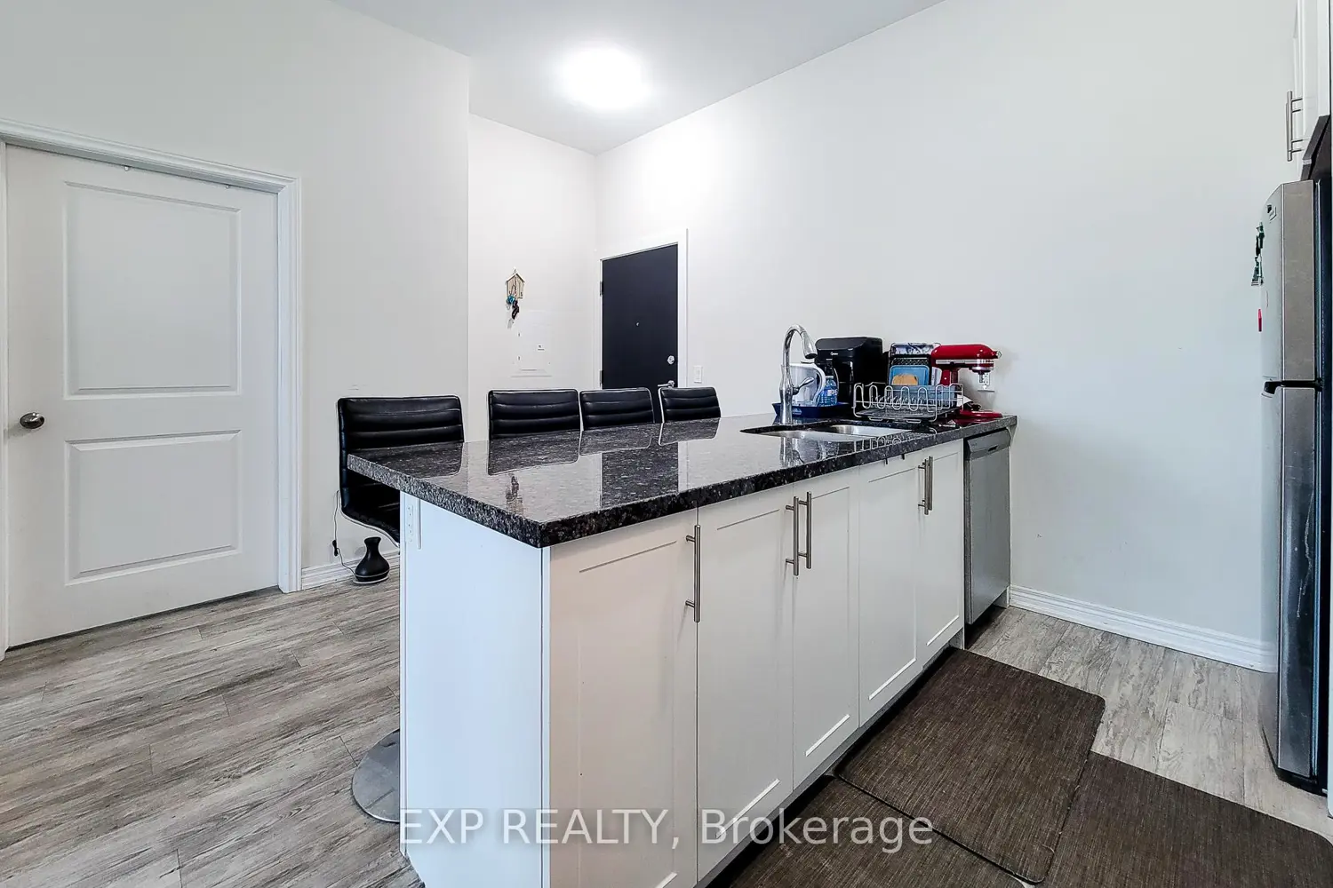 Additional image 7 of 2750 King Street 102