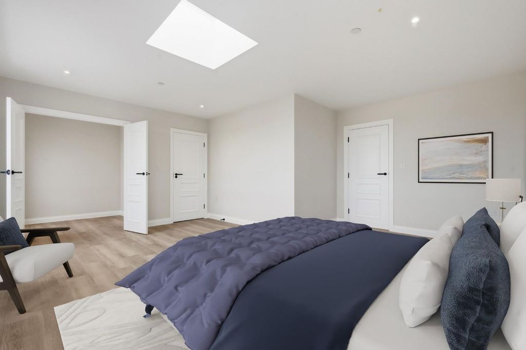 Additional image 8 of 2 bed flat for saleHigh Road, Chigwell IG7