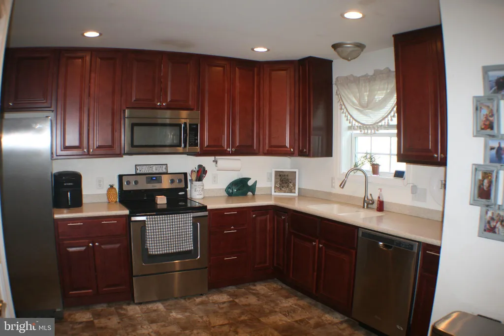 Additional image 3 of 15 Blazing Star Court, Frederica, DE 19946