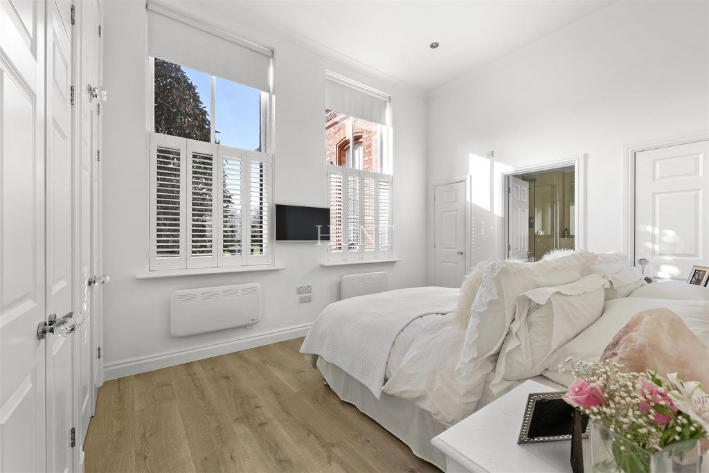 Additional image 14 of 3 bed flat for saleNorthumberland House, Repton Park, Woodford Green IG8