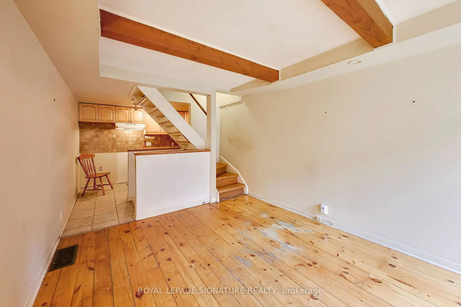 Additional image 4 of 325 Jarvis Street 18