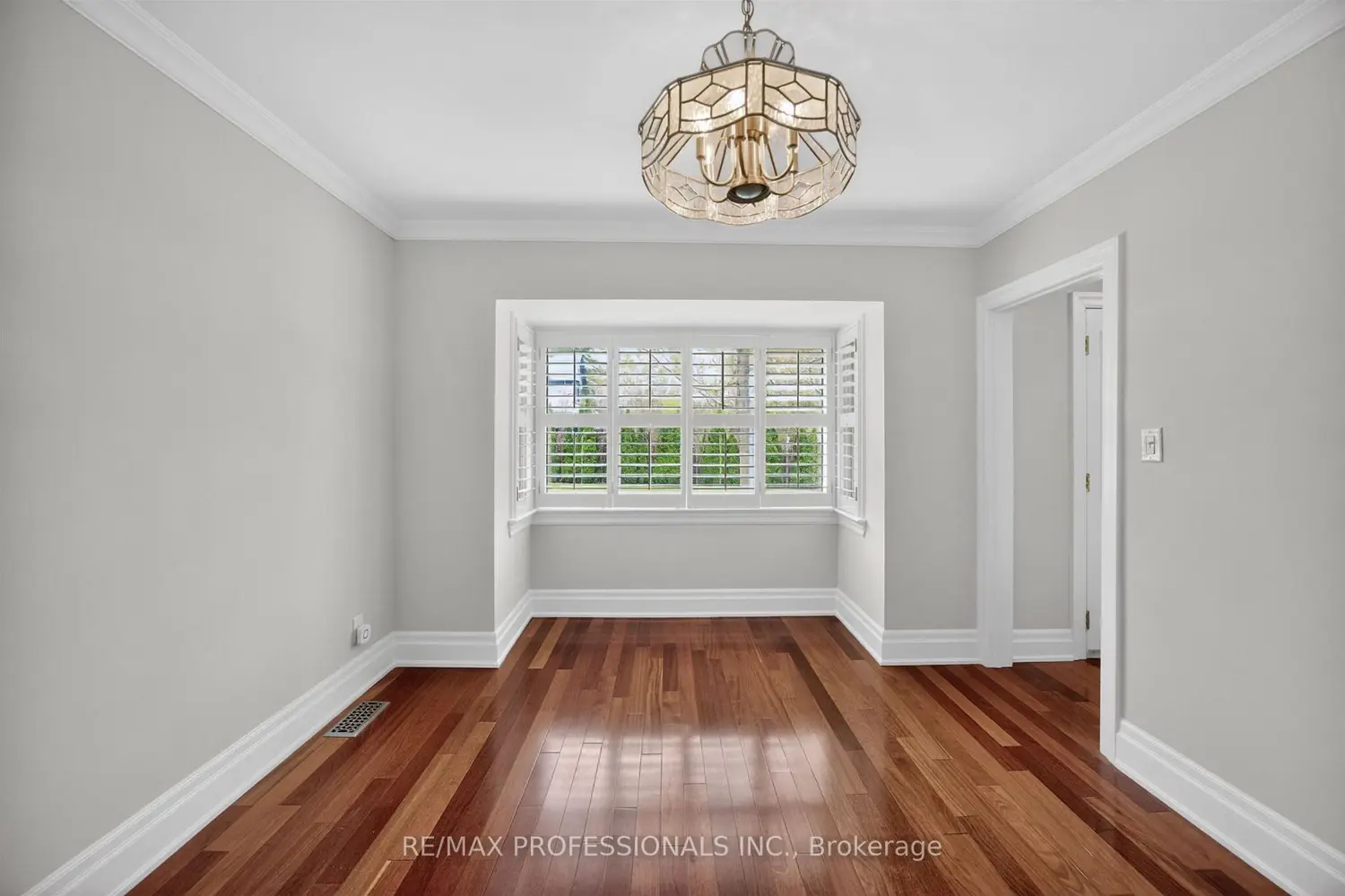 27 Nottingham Drive photo 3