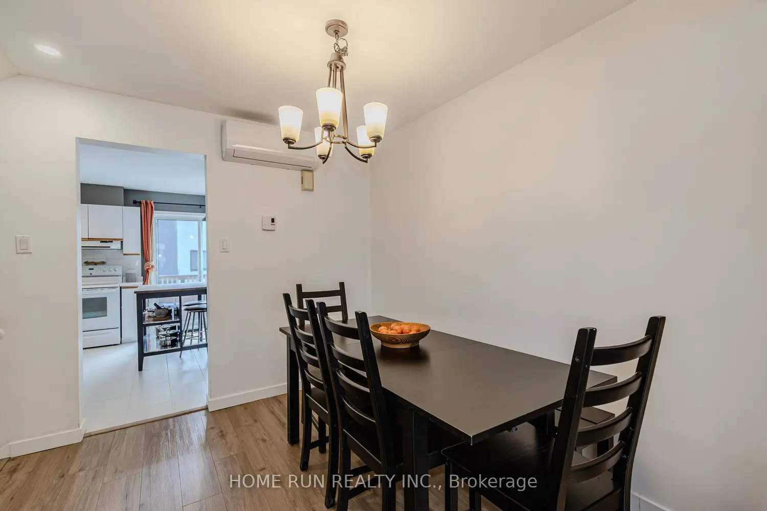 2828 Richmond Road 24 photo 5