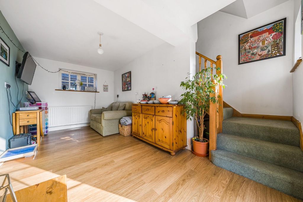 Additional image 13 of 5 bed detached house for saleUpper Vicarage Road, Kennington TN24