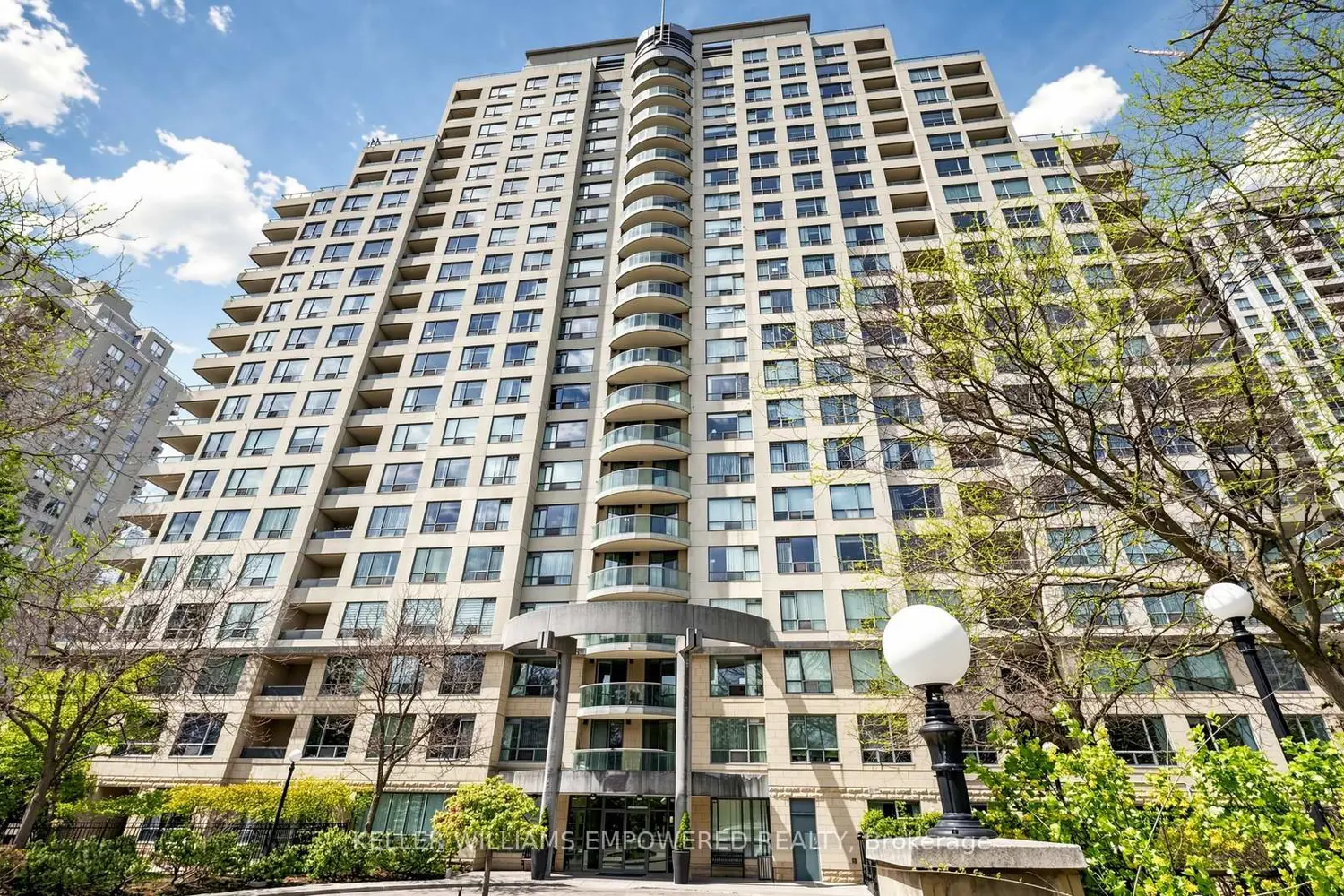 238 Doris Avenue 1511 photo 2