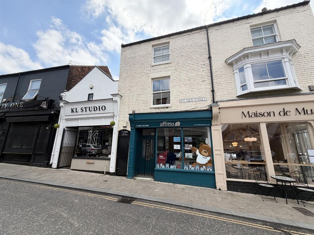 2 bed flat to rentSea View Street, Cleethorpes DN35