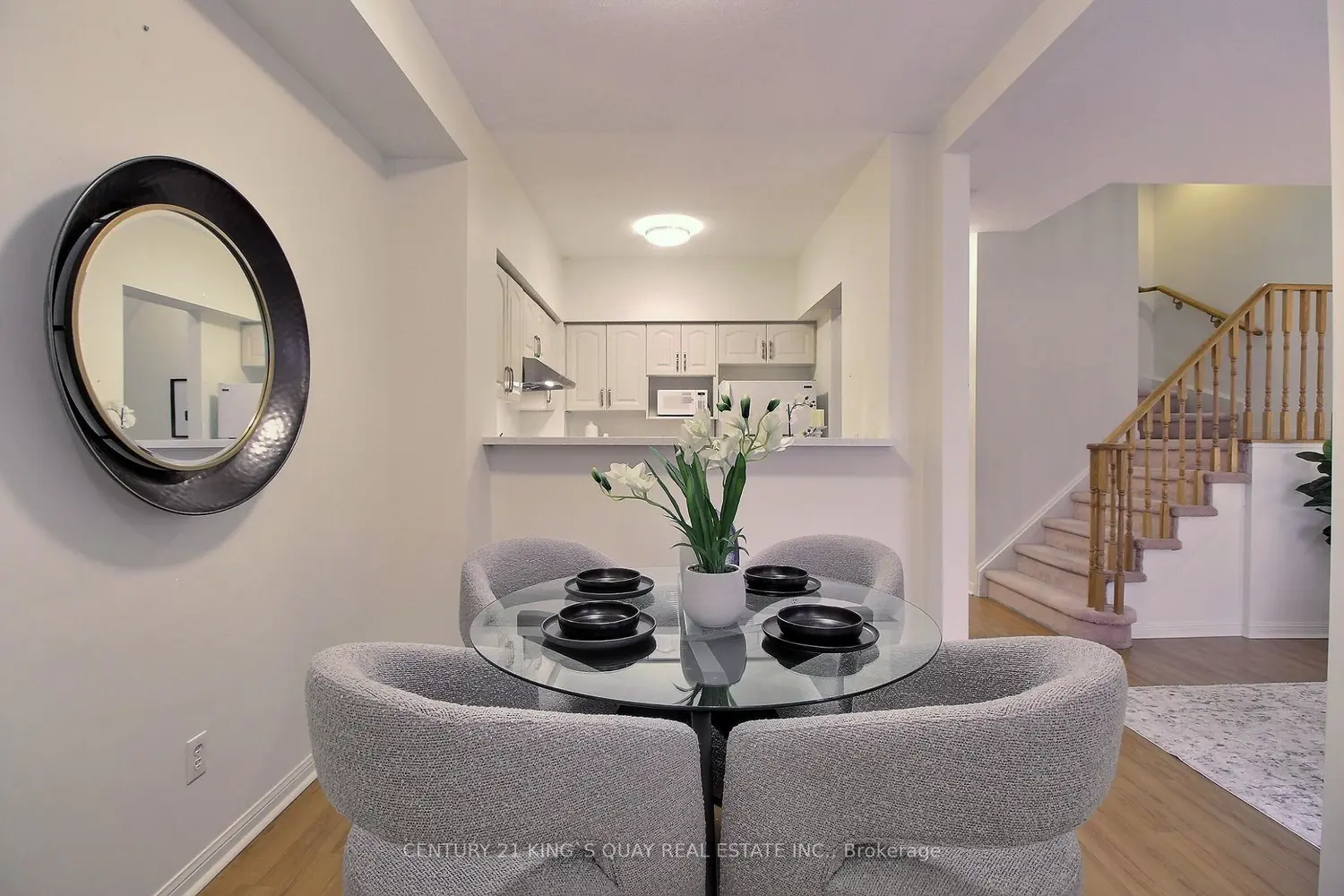 2 Alpen Way 23A