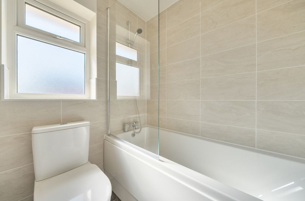 Additional image 10 of 3 bed terraced house to rentSouthwold Drive, Hampton Beach, Peterborough PE7