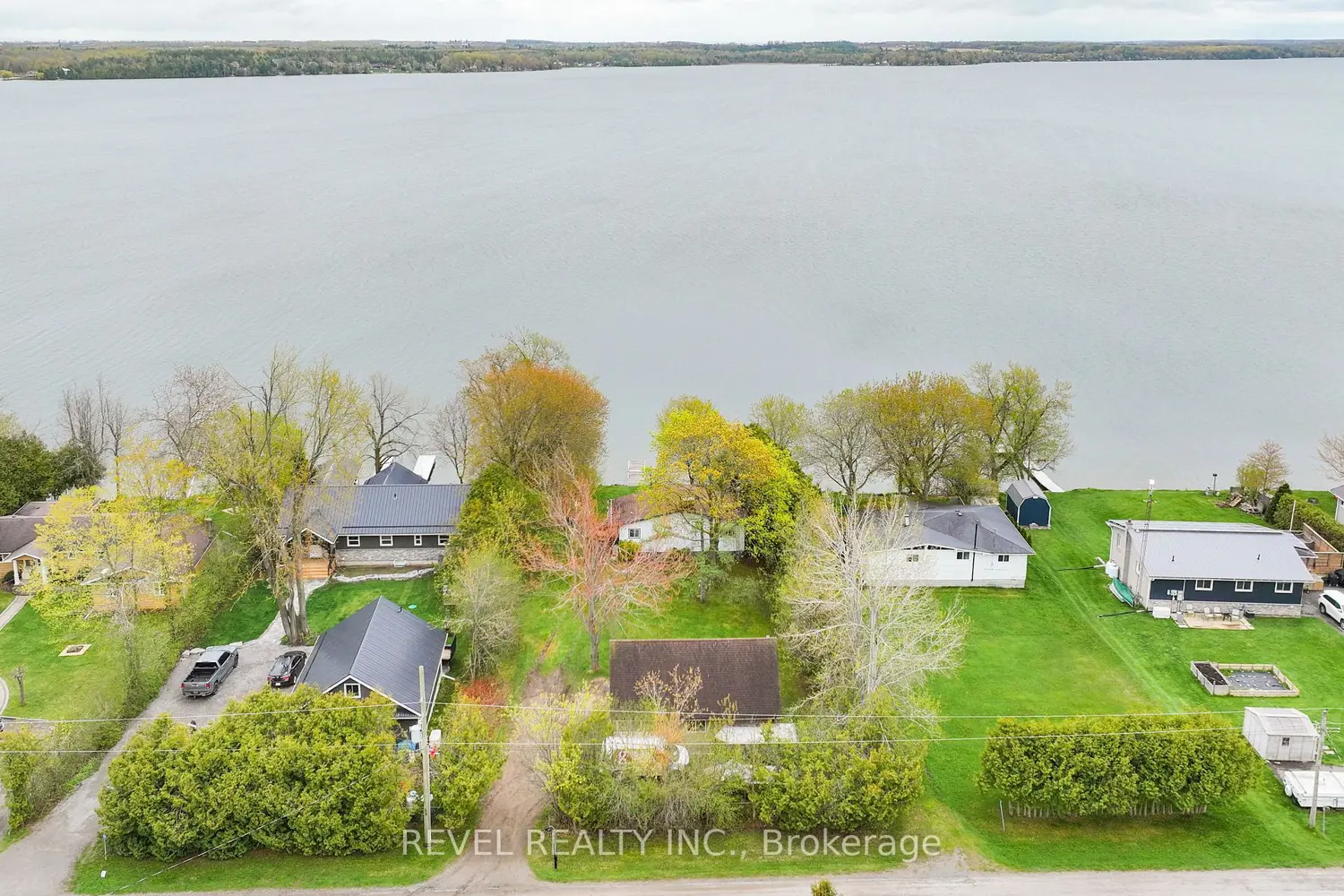 Additional image 18 of 18 Lakeview Boulevard