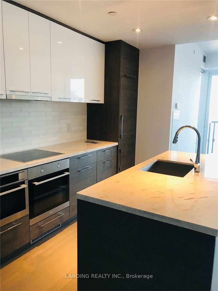 Additional image 2 of 2603-488 University Avenue, Toronto, ON, M5G 0C1