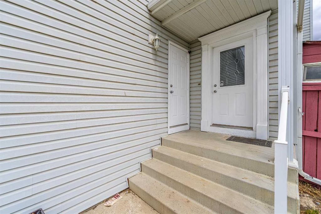 Additional image 5 of 286 Martha's Manor NE, Calgary, AB, T3J4Y6