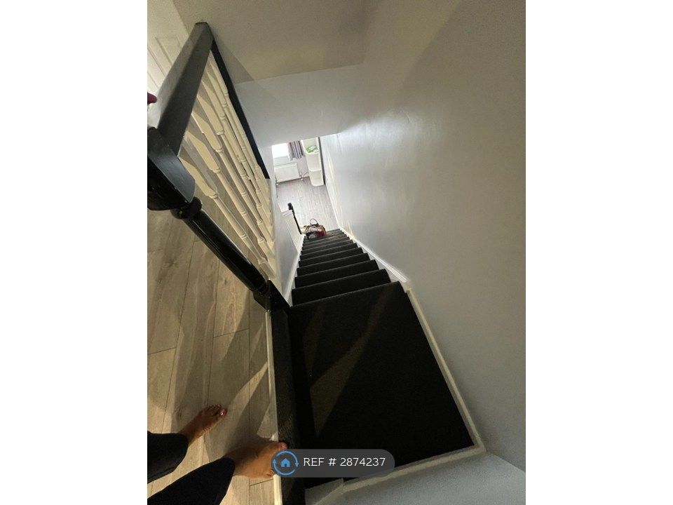 Additional image 12 of 5 bed semi-detached house to rentPomfret Avenue, Luton LU2