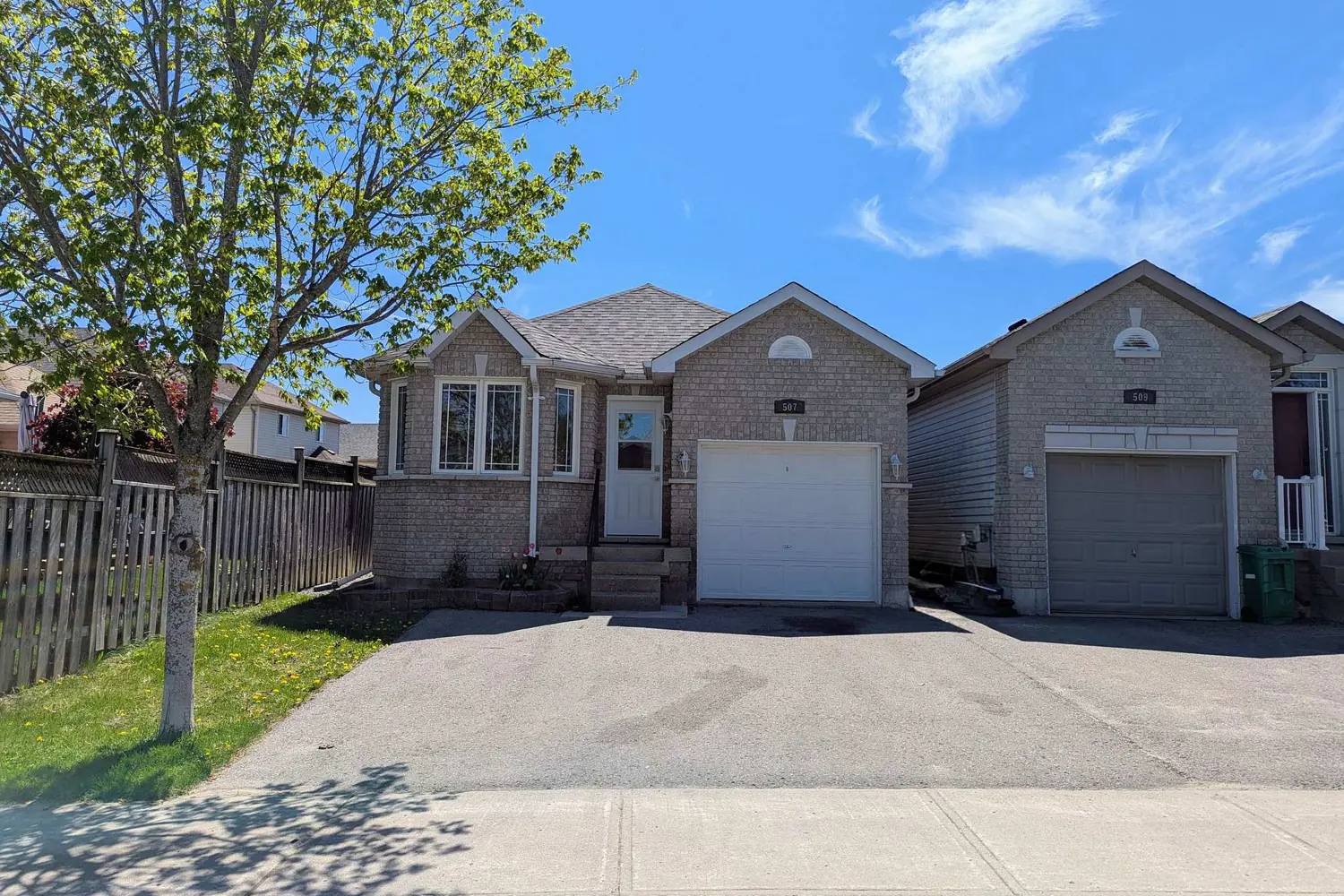 507 Clancy Crescent