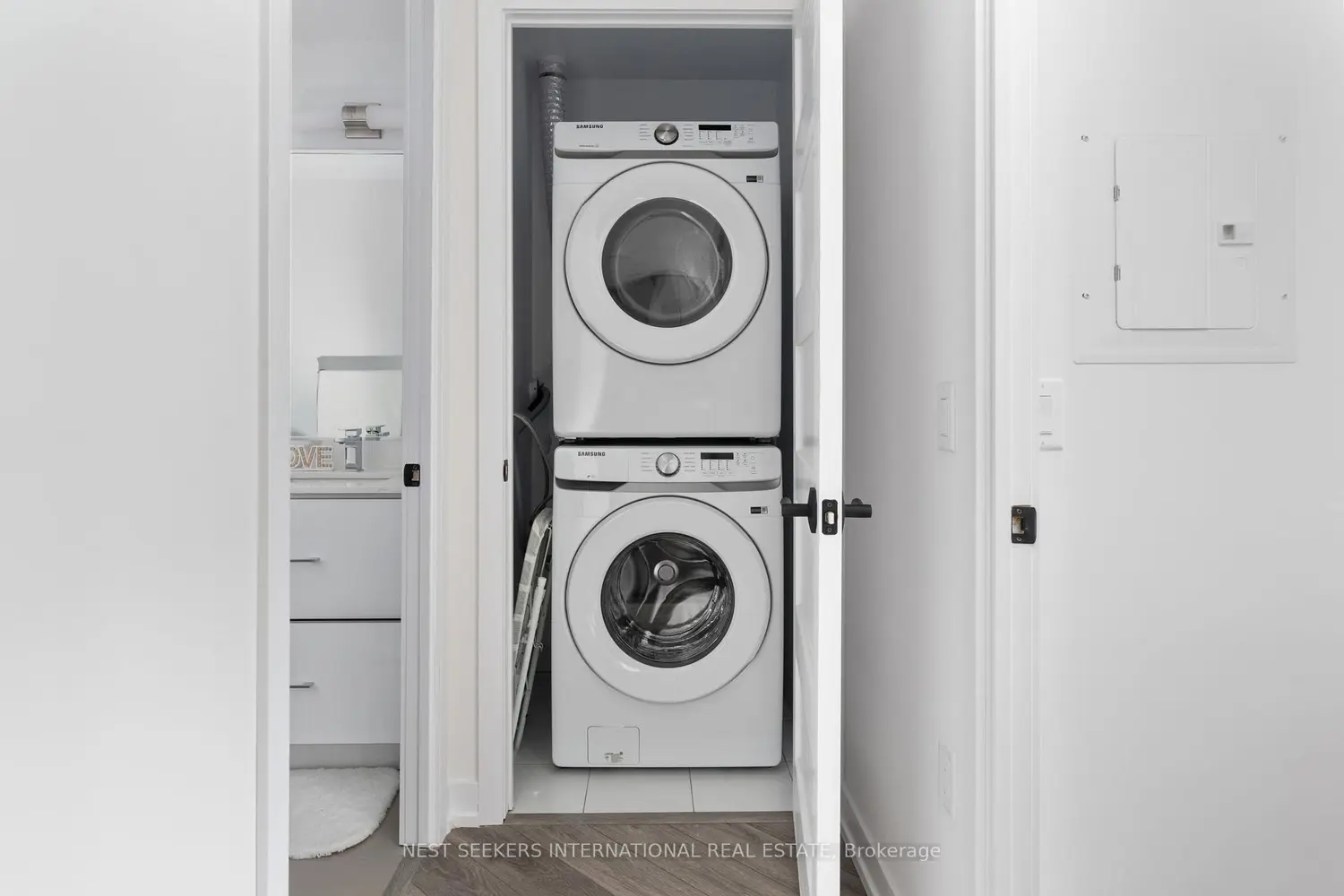 Additional image 8 of 415 Sea Ray Avenue 219