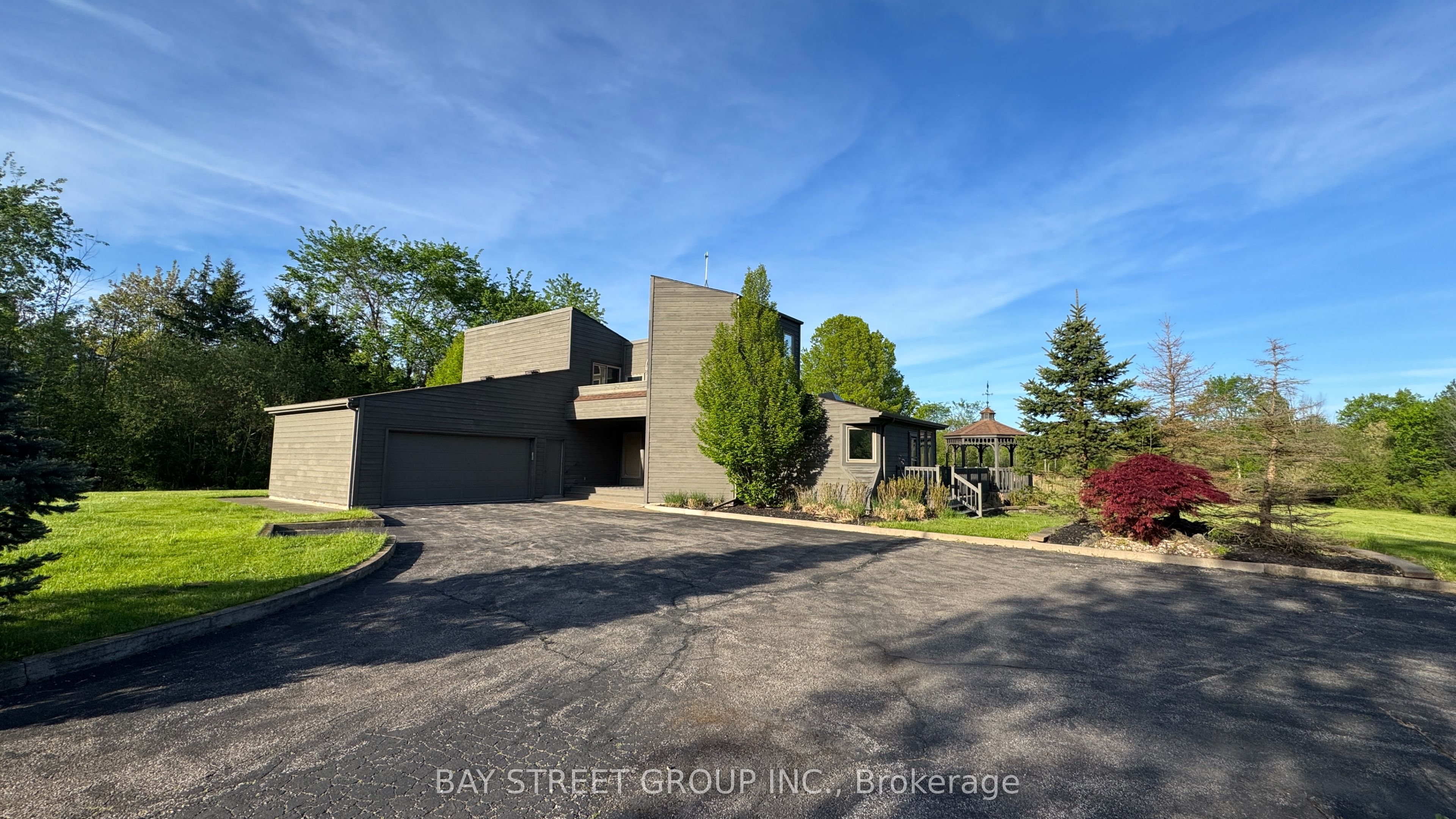 10638 Willoughby Drive, Niagara Falls, ON, L2E 6S6