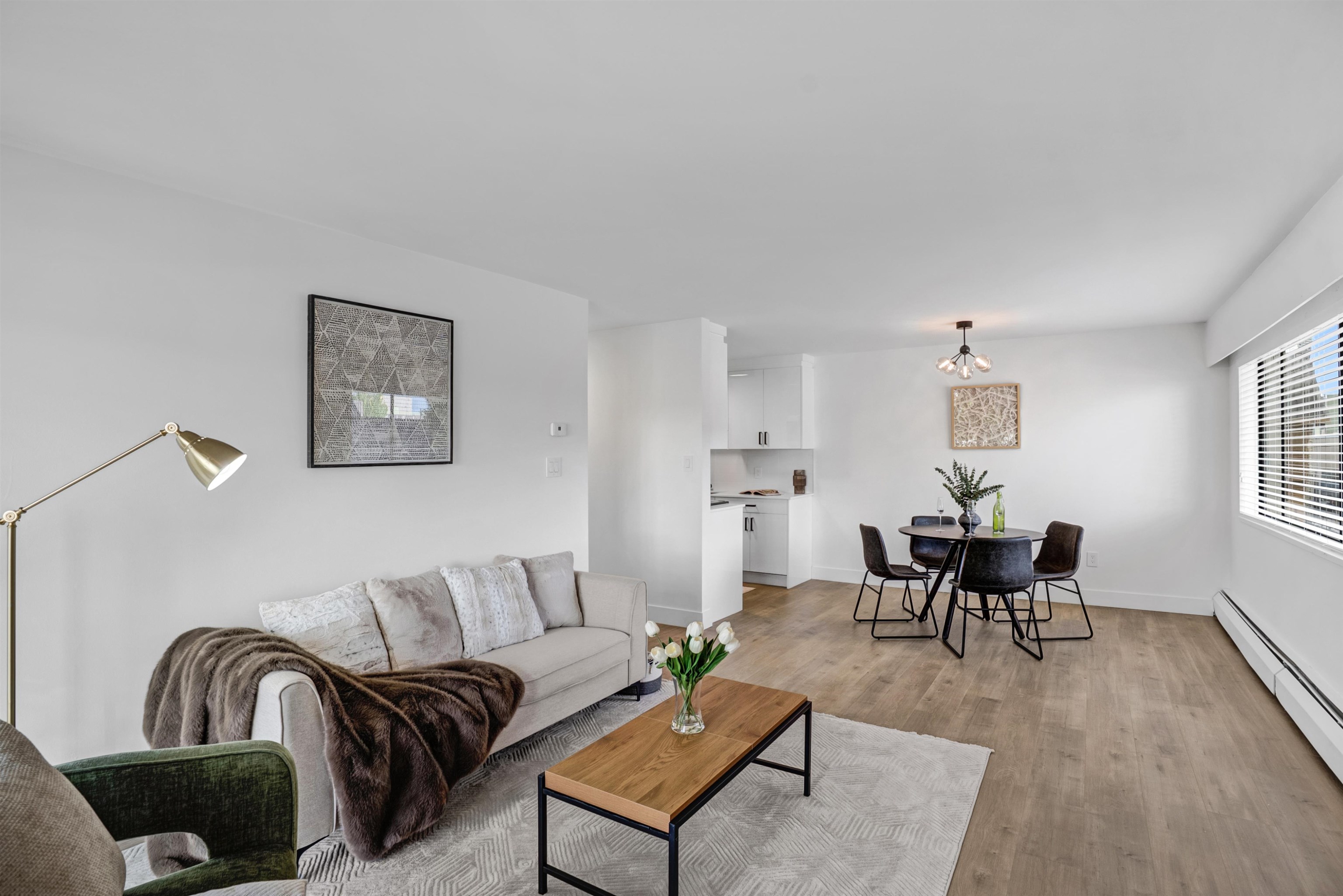 206-2299 30th Avenue E, Vancouver, BC, V5N 5N1