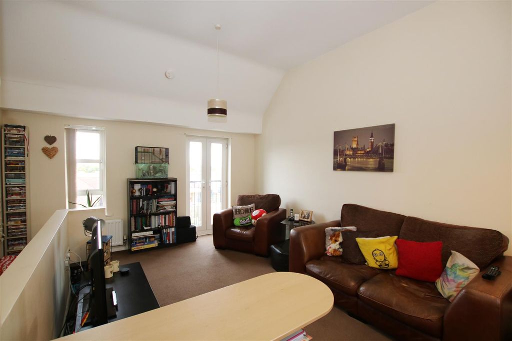 Additional image 3 of 2 bed flat to rentPigot Way, Lincoln LN2