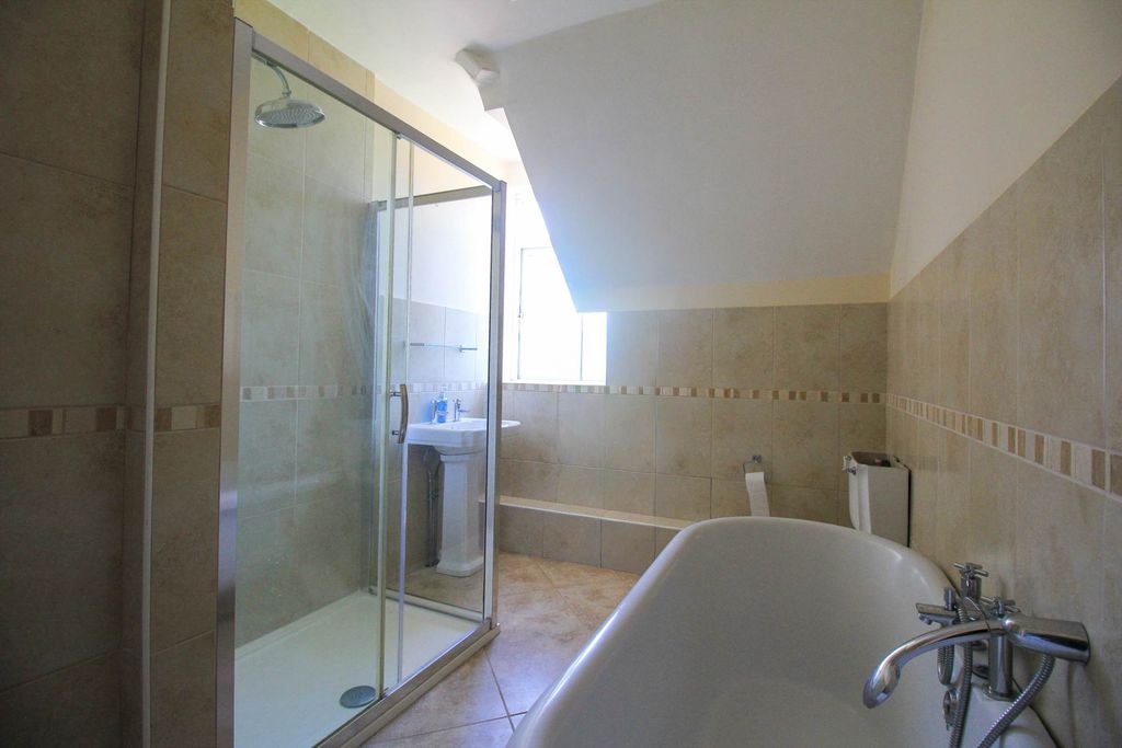 Additional image 7 of 2 bed semi-detached house to rentTrewartha Park, Weston-Super-Mare BS23