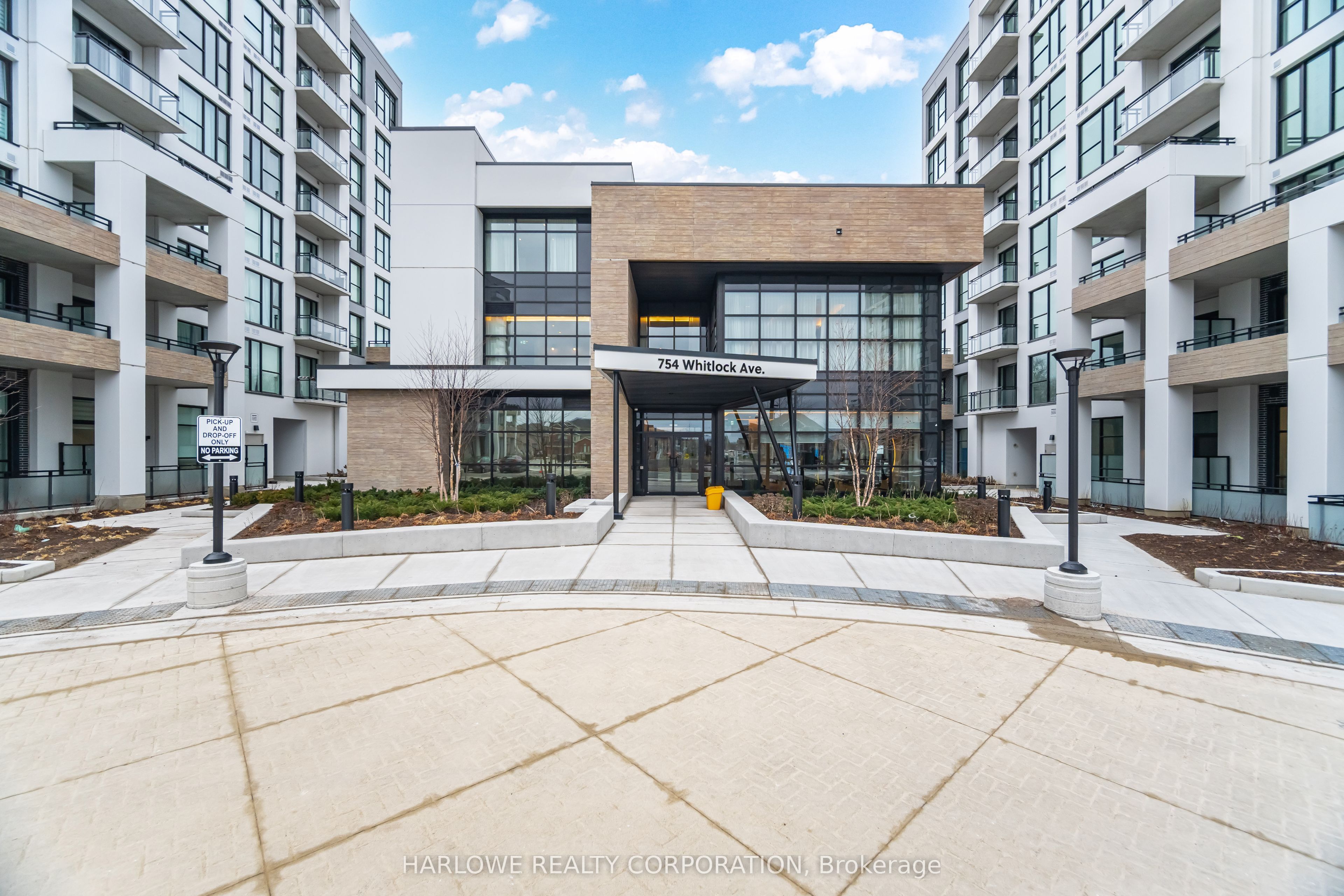 212-740 Whitlock Avenue, Milton, ON, L9T 7E7