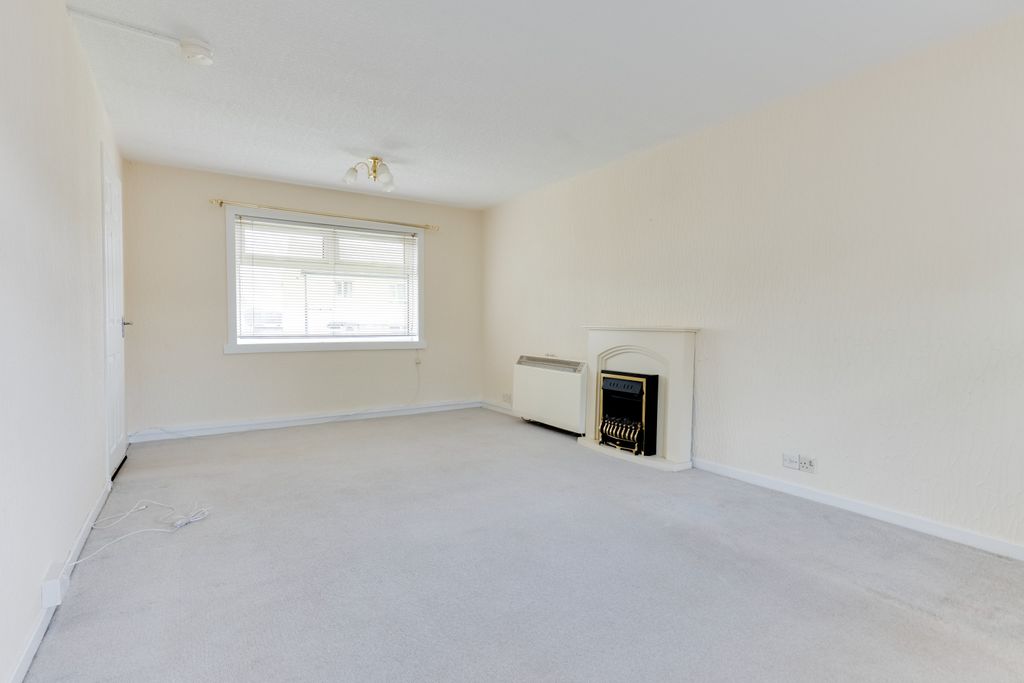 Additional image 3 of 3 bed semi-detached house to rentEarlsburn Avenue, Stirling FK7