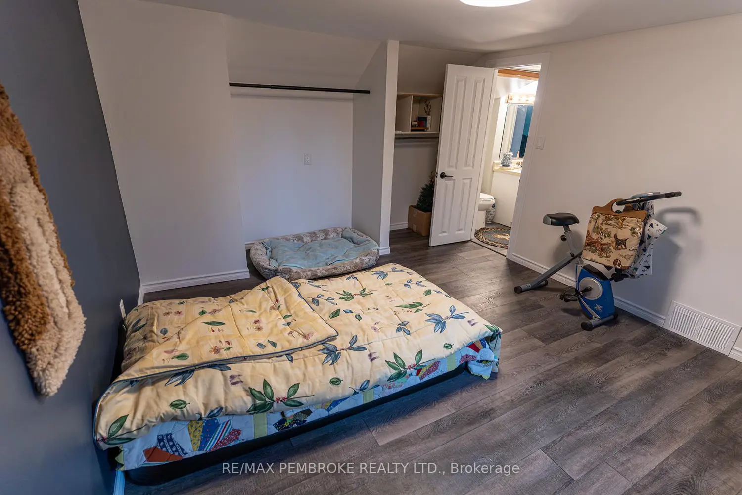 Additional image 16 of 496 Wilbert Street