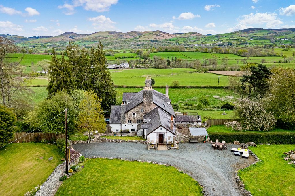 Additional image 3 of 4 bed link detached house for saleLlanfair Dyffryn Clwyd, Ruthin, Denbighshire LL15