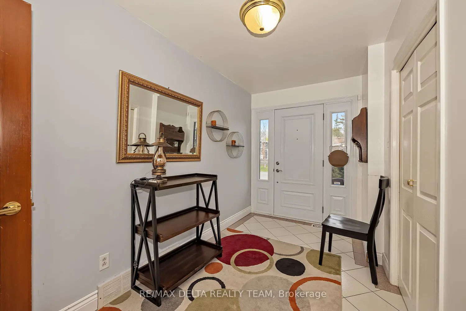2350 Georgina Drive photo 3