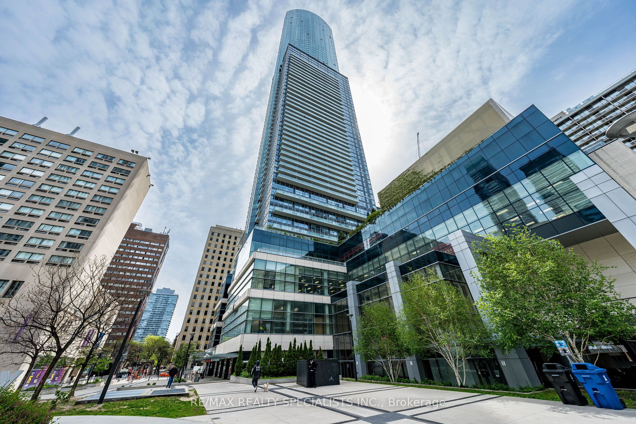 7105-388 Yonge Street, Toronto, ON, M5B 0A4