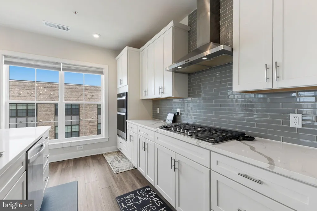 Additional image 8 of 104 Saint Ives Place Unit 401, National Harbor, MD 20745