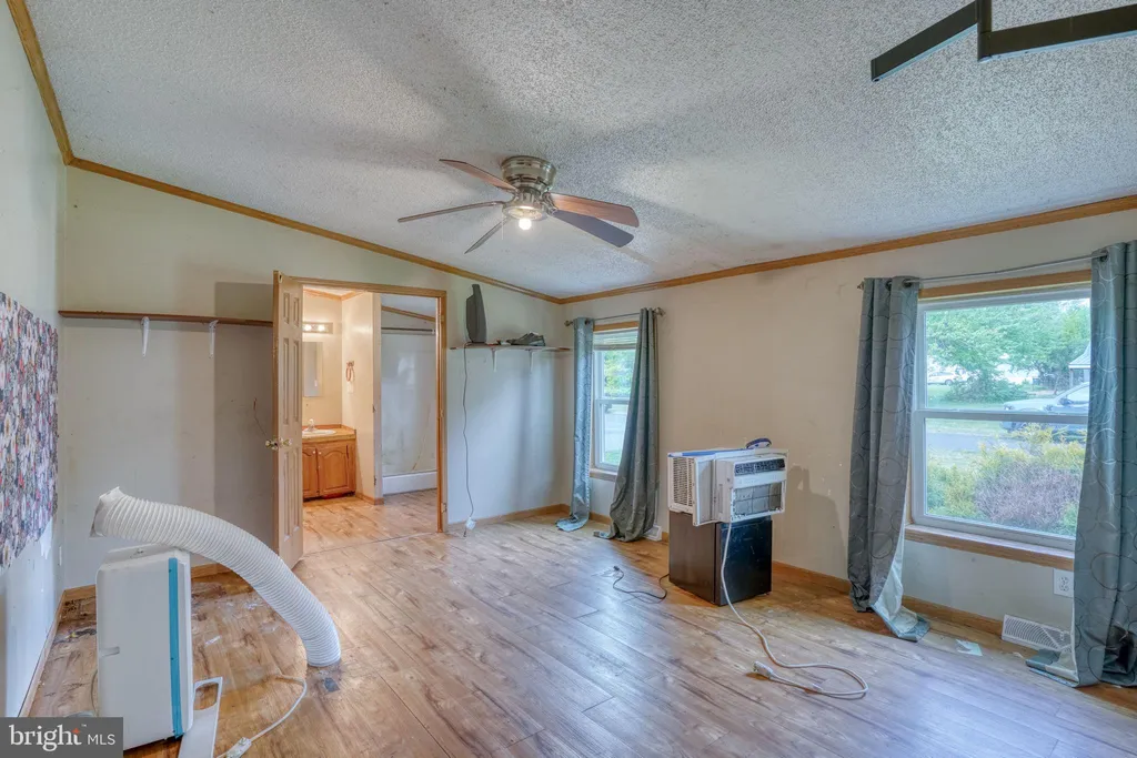 Additional image 28 of 28 E Pine St, Frederica, DE 19946