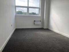 Additional image 7 of 3 bed flat to rentDallow Road, Luton LU1