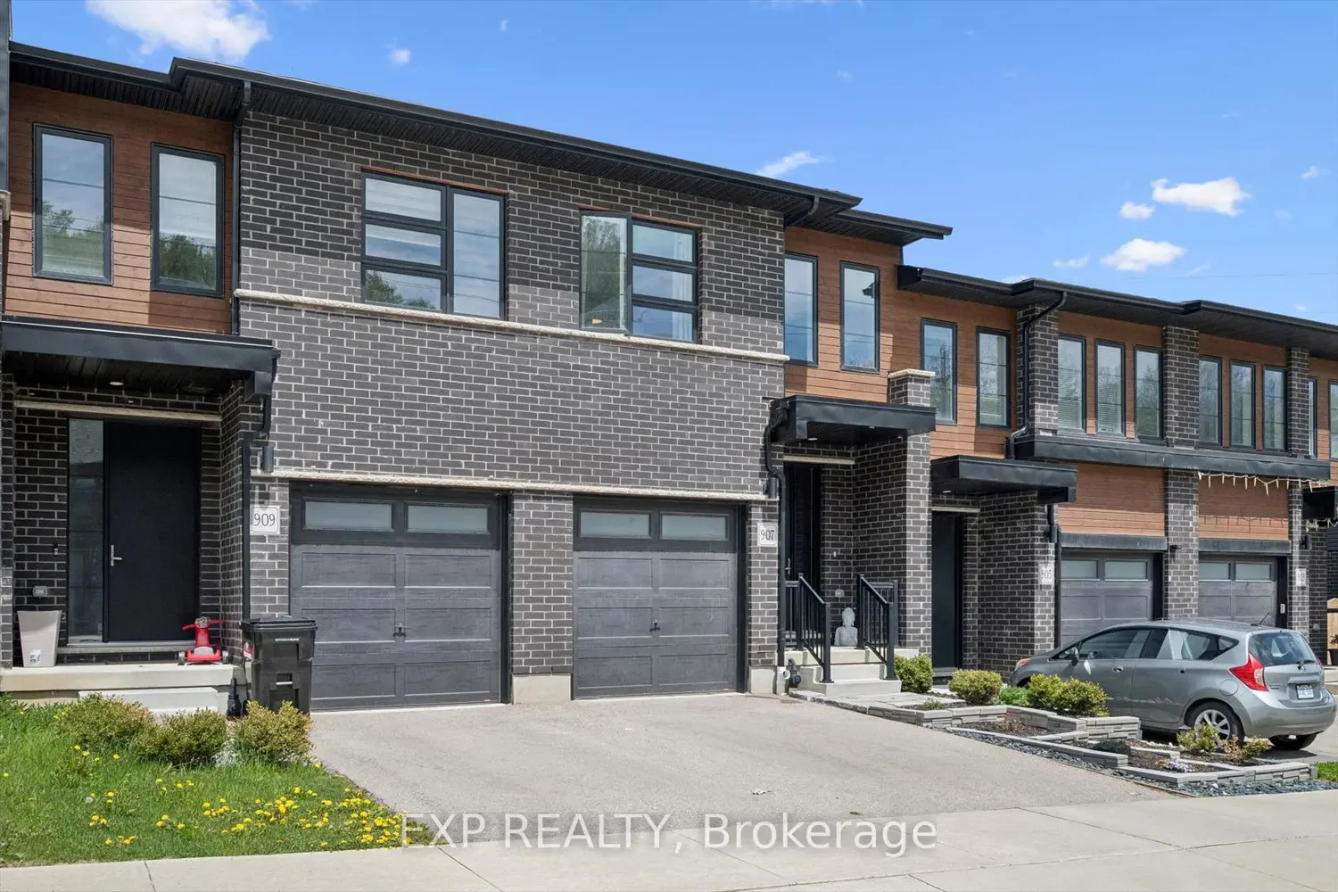907 Robert Ferrie Drive