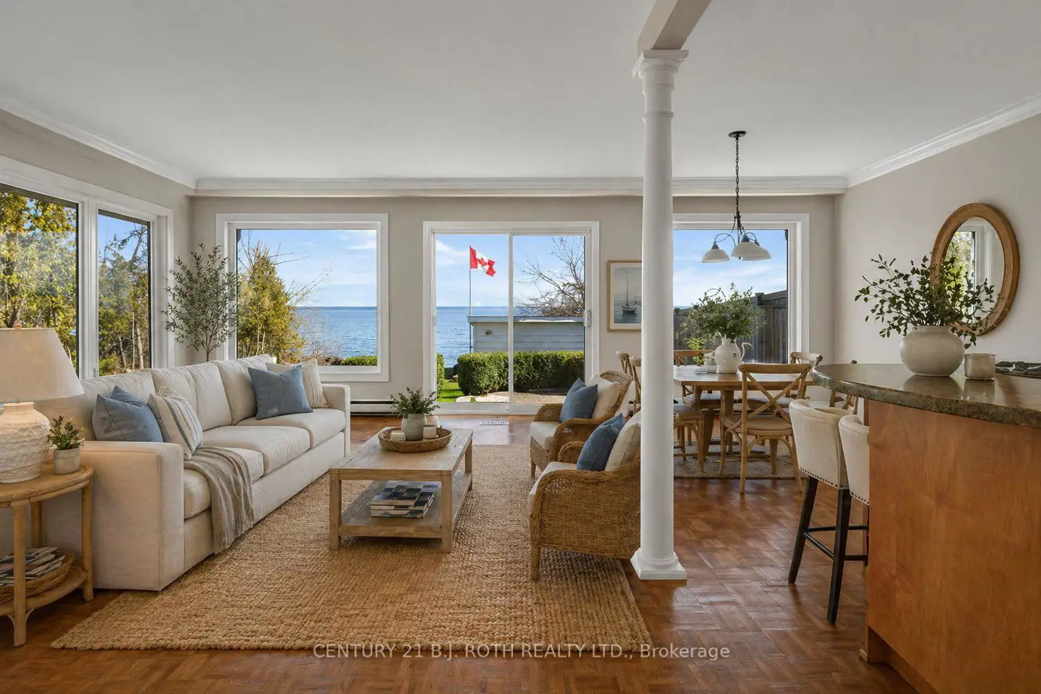 49 Lakeshore Road photo 3