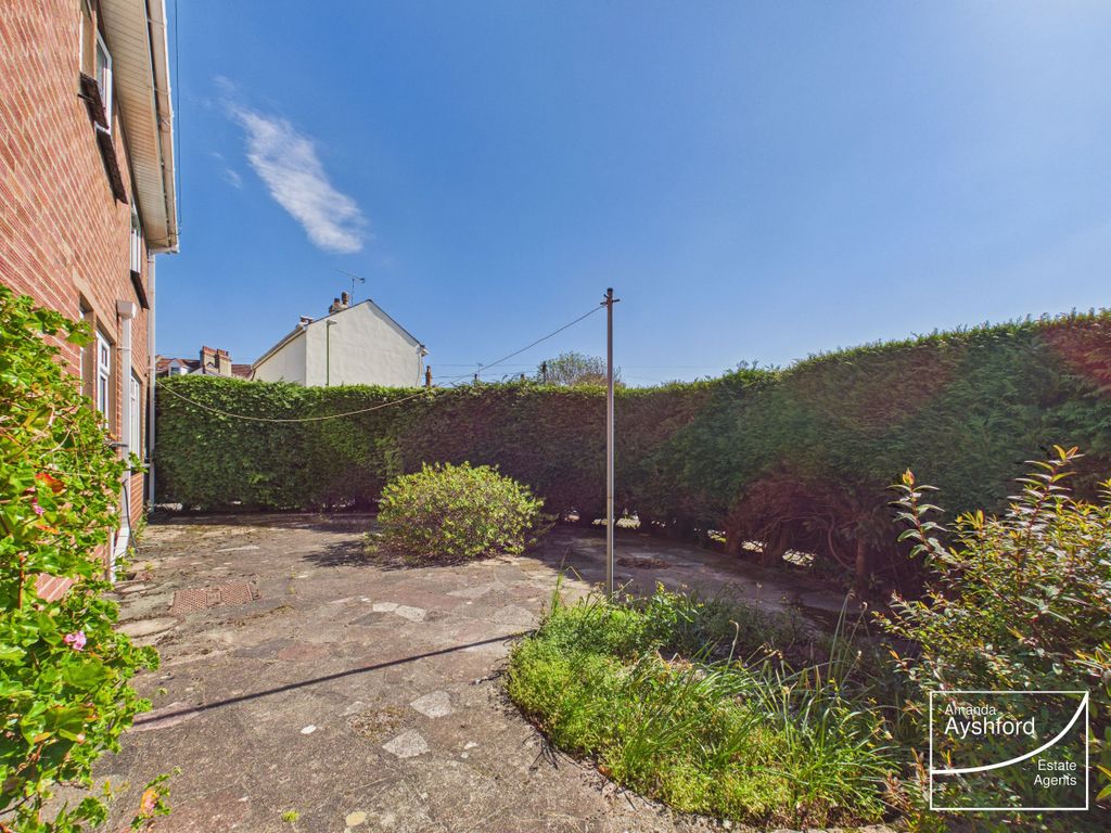 Additional image 8 of 3 bed flat for saleMead Close, Paignton TQ3