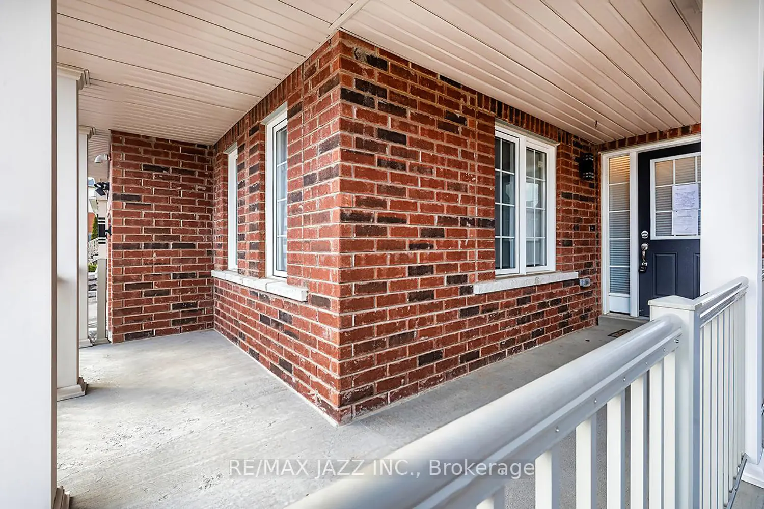 86 Sidney Rundle Avenue photo 3