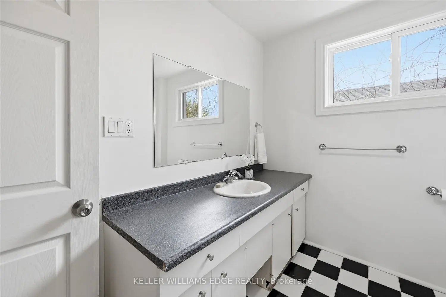 Additional image 15 of 355 Cumberland Avenue