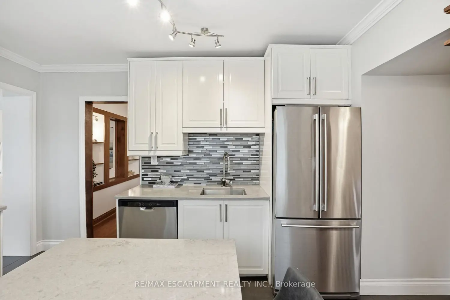 Additional image 8 of 230 Beach Boulevard