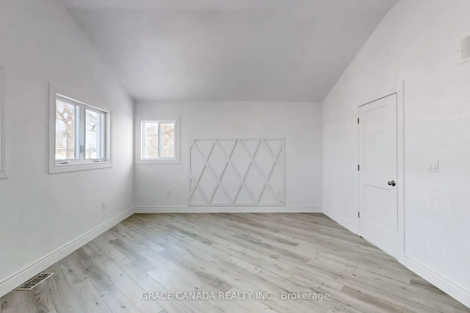Additional image 7 of 85 Albany Avenue