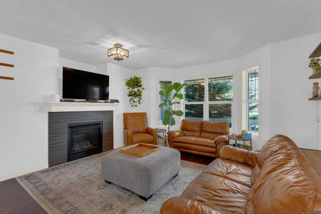 Additional image 3 of 17 Drake Landing Way, Okotoks, AB, T1S 0B9